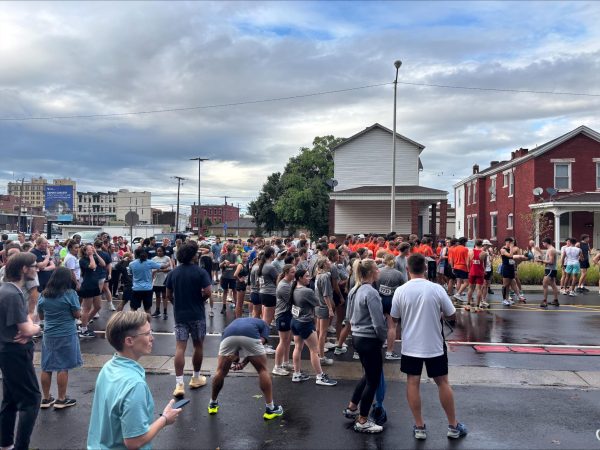 Scene of the starting line minutes before the start of the race