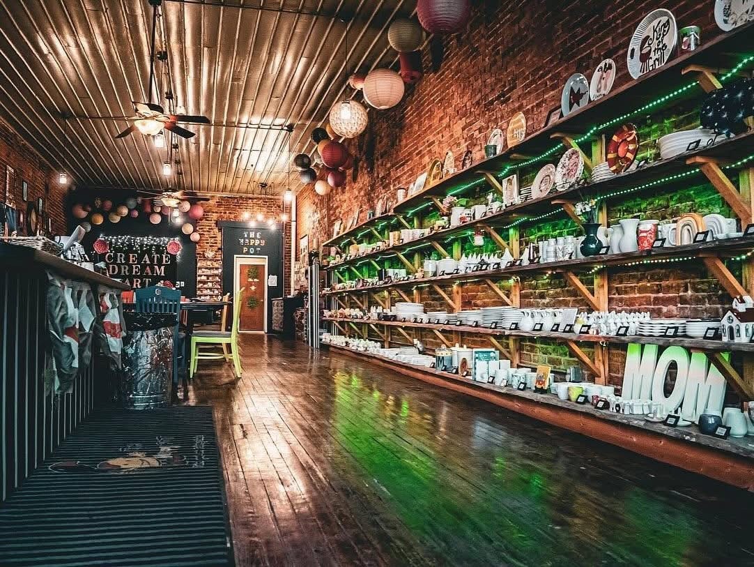 The Happy Pot Studio 